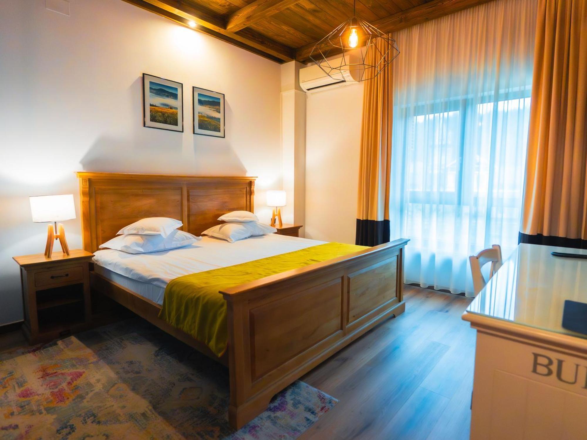 Kaban Boutique - 5Star Central Villa In Vatra Dornei Bagian luar foto